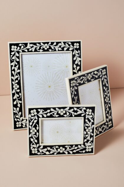 wooden carved wall mirror frame, wooden carving photo frame, wooden carved mirror, carved frame, carved picture frames, carved wood picture frame, wooden carved frames, wooden carved mirror frames, antique carved wood frame, antique hand carved picture frames