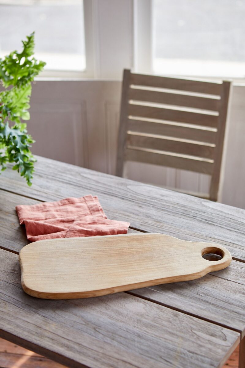 chef cutting board wood, wooden serving board round, wooden cutting boards with handles, butchers chopping board wood, round marble cheese board with handle, black round cheese board, board for serving cheese, marble and brass cheese board, wood weaving cutting board, decorative serving boards