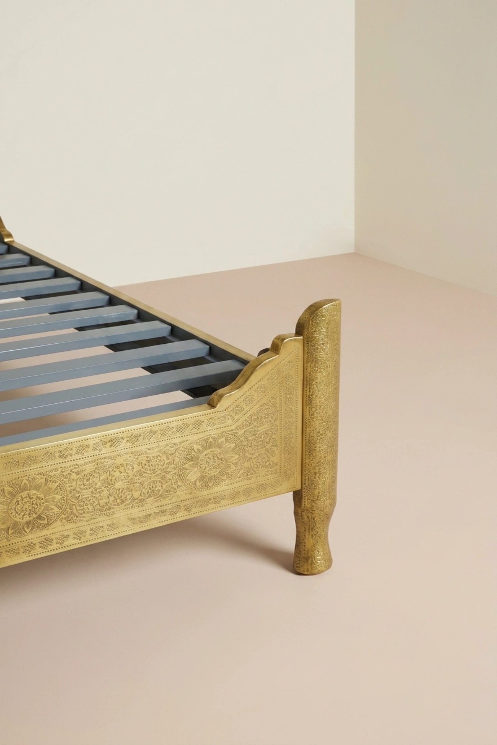 Jaden_Antique_Brass_Embossed_Bed_image_04_carved_detail_luxury_handcrafted_bedroom_bed_headboard_four_poster_embossed_statement_artisan_premium_interior_furniture.webp