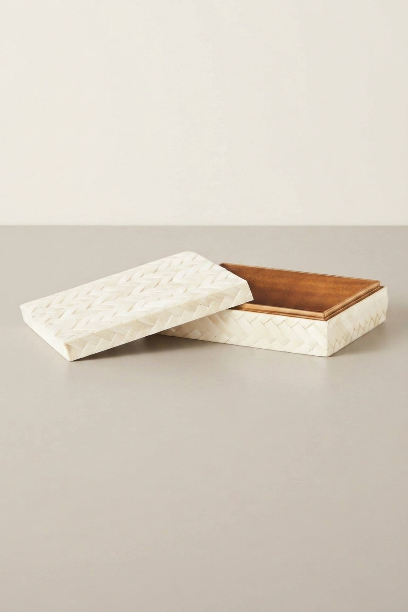 anna-herringbone-inlay-box-set-of-2-bone-inlay-furniture-box-handmade-bone-inlay-jewelry-box-ornamental-box-03.webp