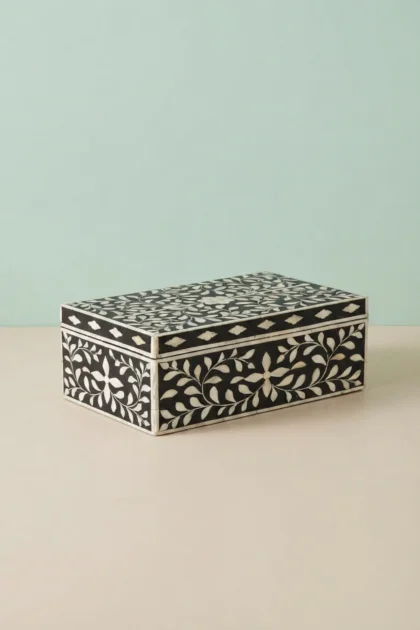 Black Bone Inlay Floral Box, buy black bone inlay floral, luxury black bone inlay floral, handcrafted black bone inlay floral, handmade black bone inlay floral, black bone inlay floral online, blackblack-bone-inlay-floral-box-black-furniture-bone-inlay-furniture-box-floral-design-floral-pattern-flower-motif-handmade-bone-inlay-jewelry-box-ornamental-box-01.webp