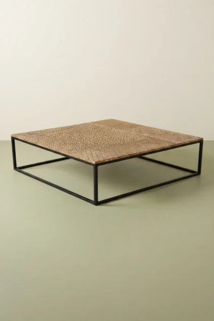 Elio Brass Center Table, buy elio brass center table, luxury elio brass center table, handcrafted elio brass center table, handmade elio brass center table, elio brass center table online, elio brasselio-brass-center-table-brass-furniture-furniture-table-metal-furniture-01.webp