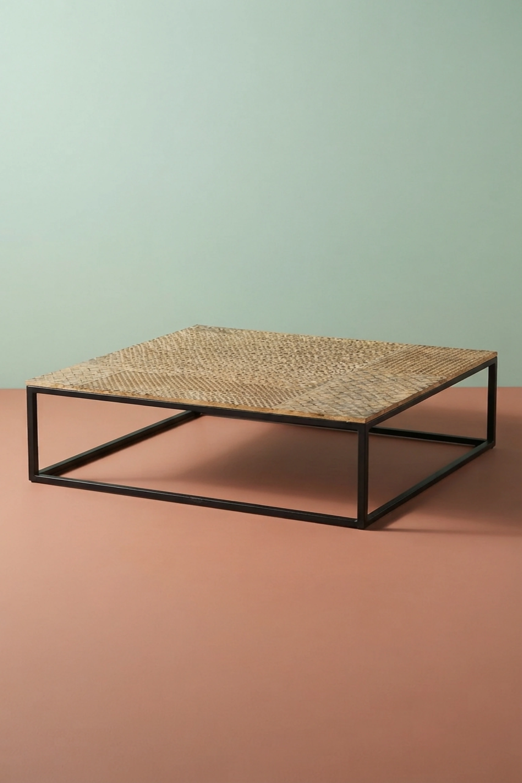 elio-brass-center-table-brass-furniture-furniture-table-metal-furniture-02.webp