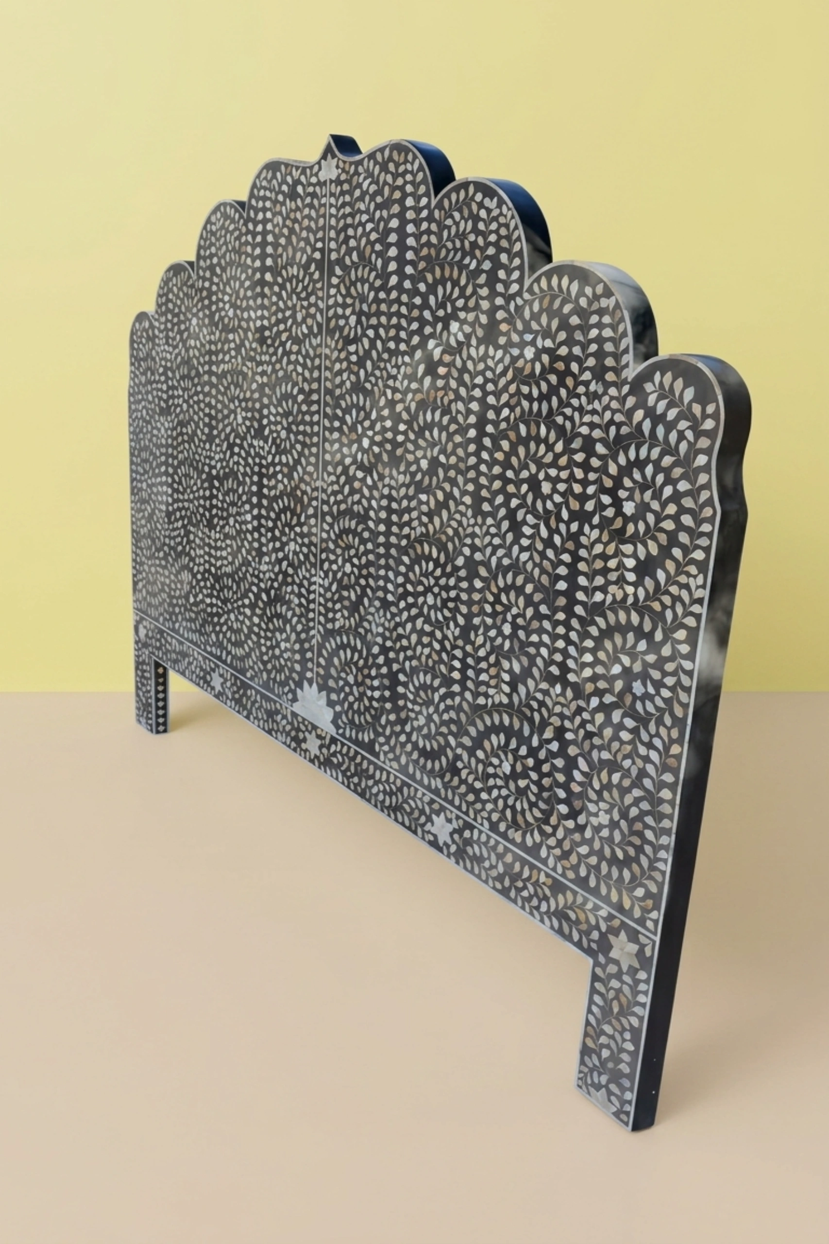 floral-mop-inlay-headboard-black-black-furniture-floral-design-floral-pattern-flower-motif-mop-inlay-furniture-mother-of-pearl-inlay-02.webp