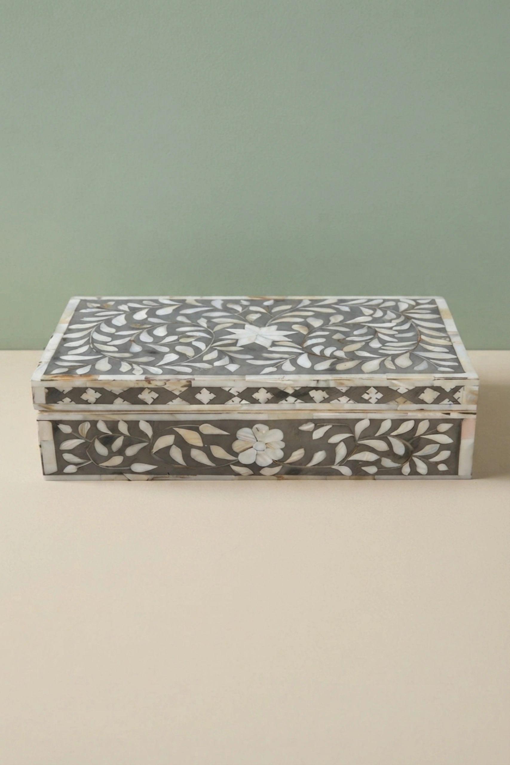 floral-mother-of-pearl-inlay-box-grey-box-floral-design-floral-pattern-flower-motif-grey-furniture-jewelry-box-mop-inlay-furniture-mother-of-pearl-inlay-ornamental-box-02.webp