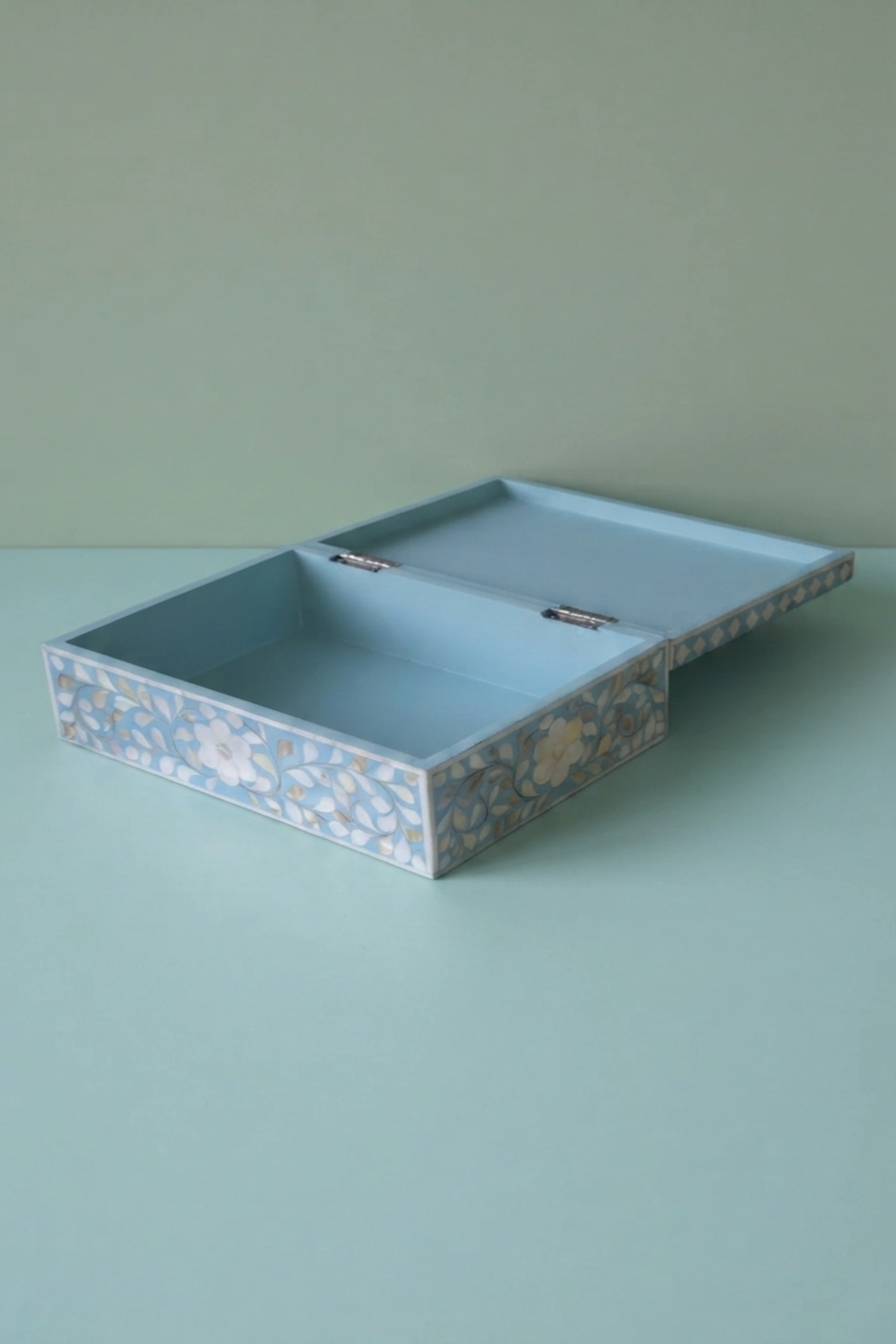 floral-mother-of-pearl-inlay-box-turquoise-box-floral-design-floral-pattern-flower-motif-jewelry-box-mop-inlay-furniture-mother-of-pearl-inlay-ornamental-box-03.webp
