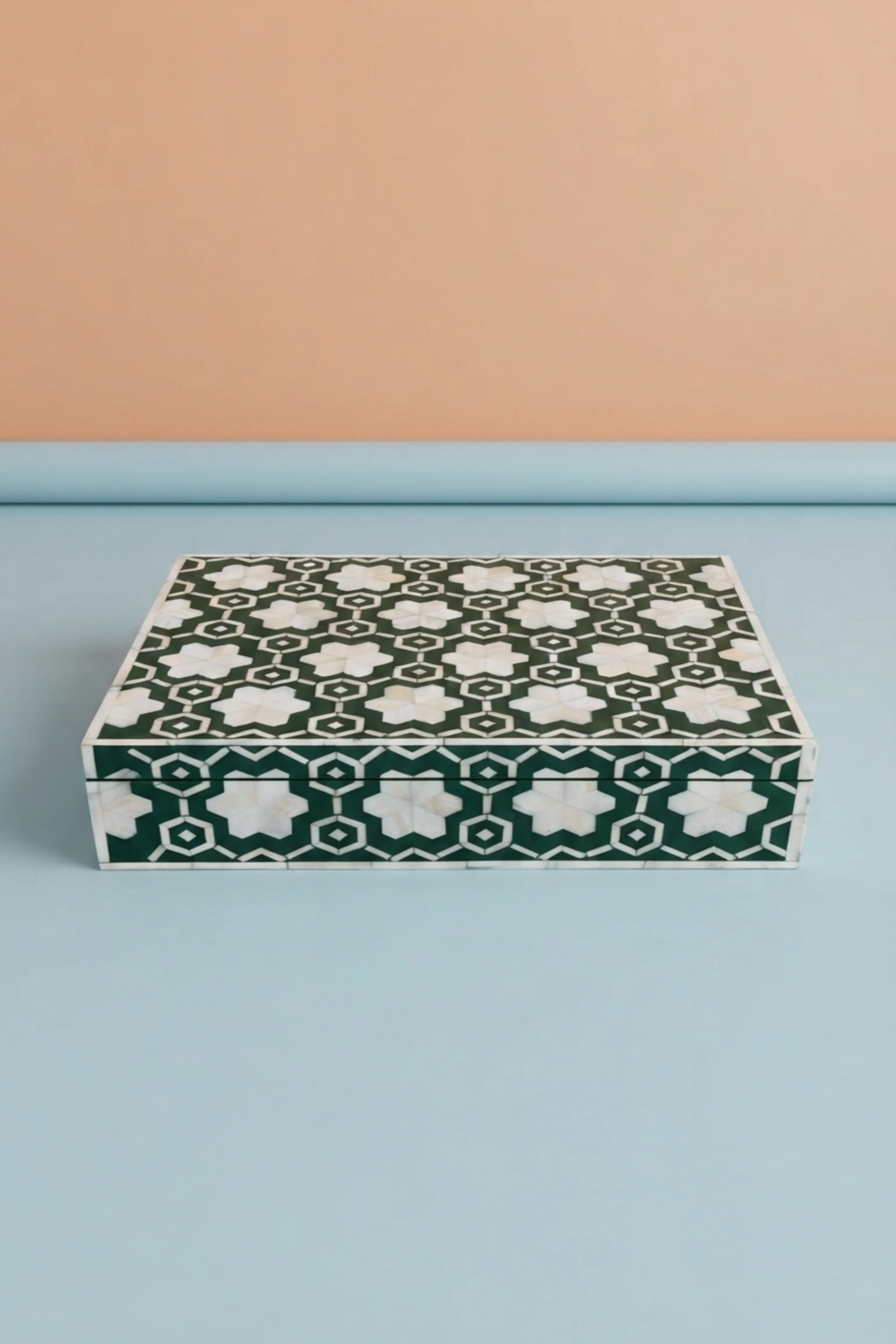 flower-bone-inlay-box-teal-green-bone-inlay-furniture-botanical-design-box-flower-pattern-green-furniture-handmade-bone-inlay-jewelry-box-ornamental-box-02.webp