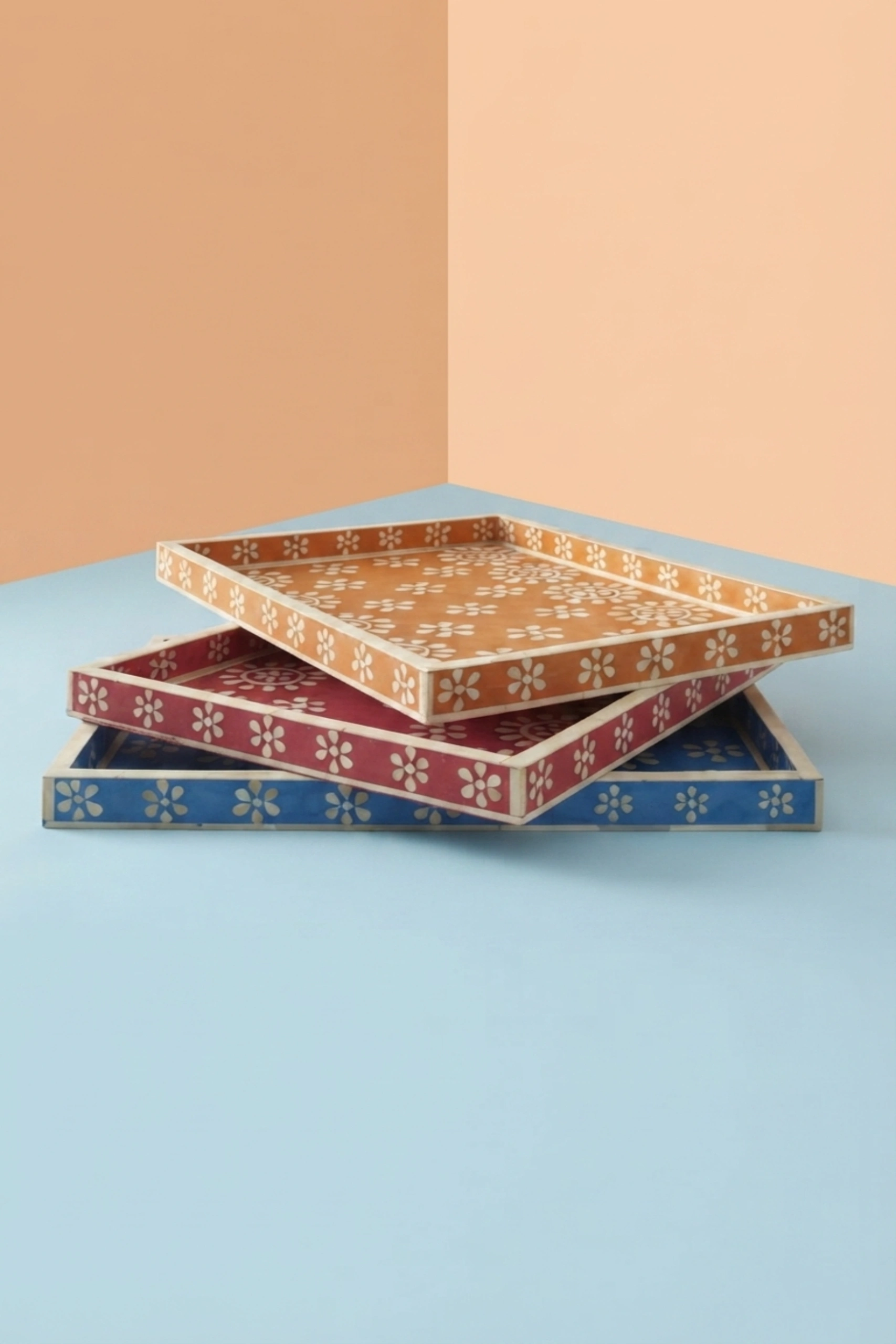 flower-bone-inlay-tray-orange-bone-inlay-furniture-botanical-design-decorative-tray-flower-pattern-handmade-bone-inlay-02.webp