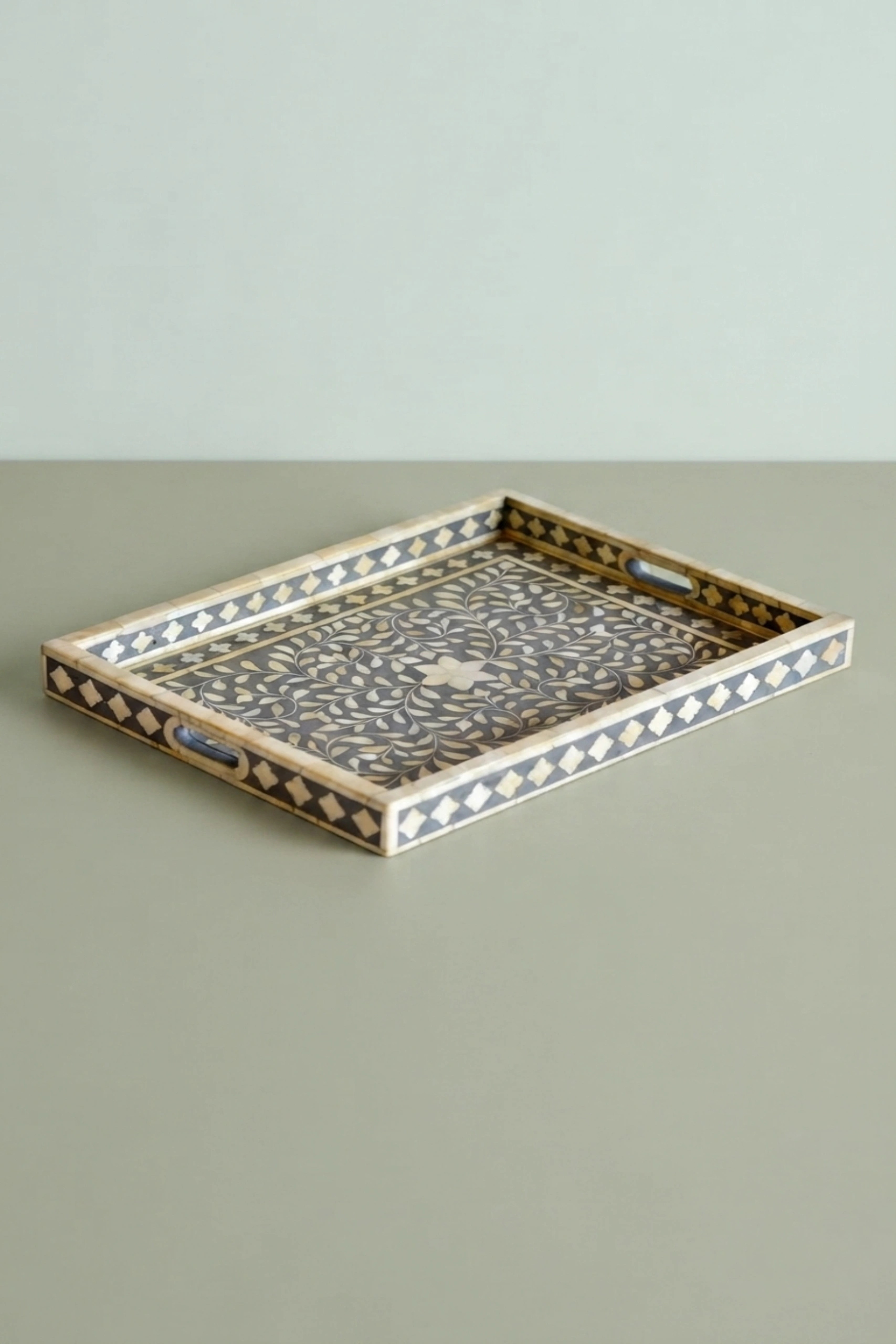 grey-bone-inlaid-rectangular-tray-floral-design-wood-inlay-tray-bone-inlay-furniture-carved-furniture-carving-furniture-decorative-tray-02.webp