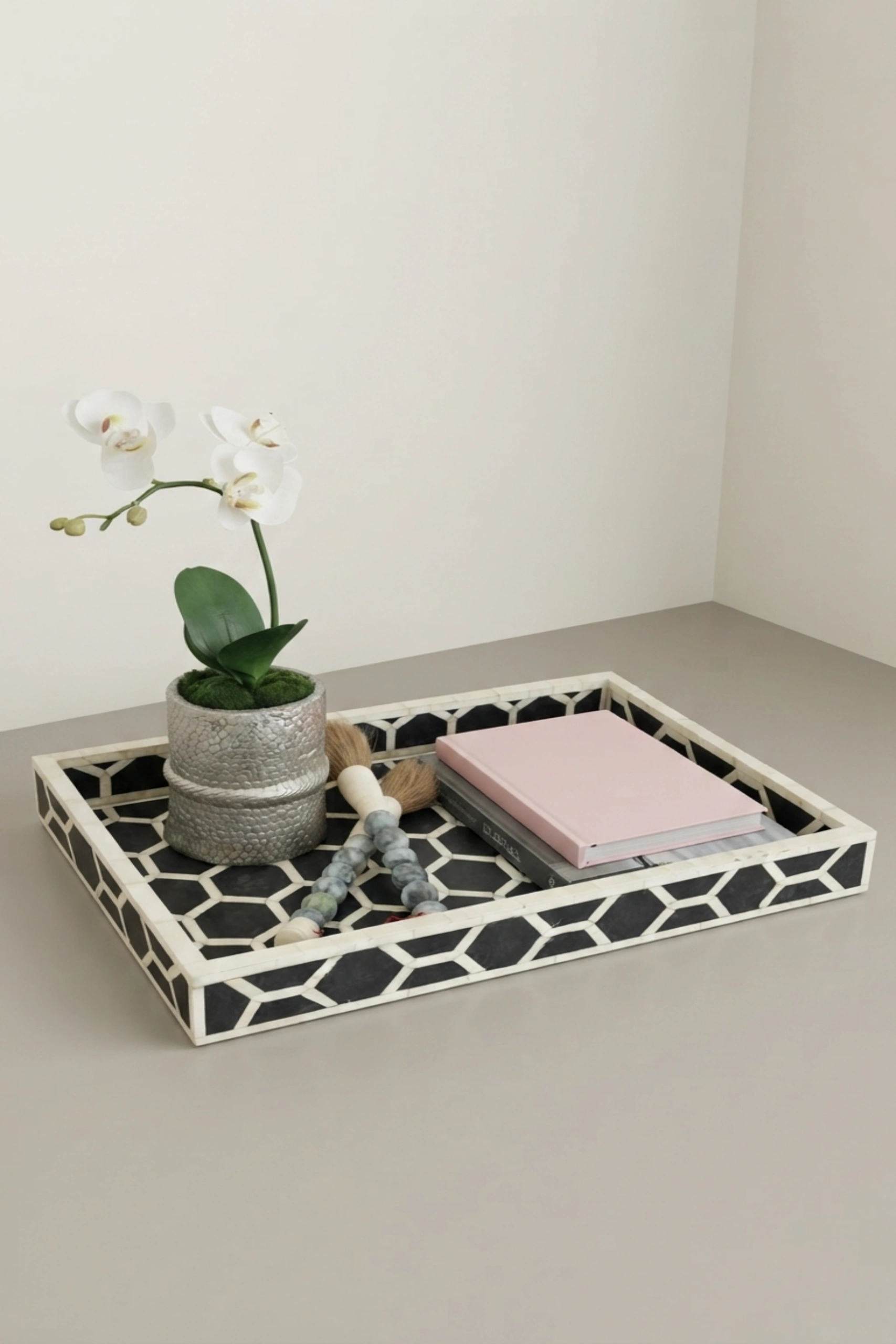 honeycomb-bone-inlay-tray-black-black-furniture-bone-inlay-furniture-decorative-tray-handmade-bone-inlay-03.webp