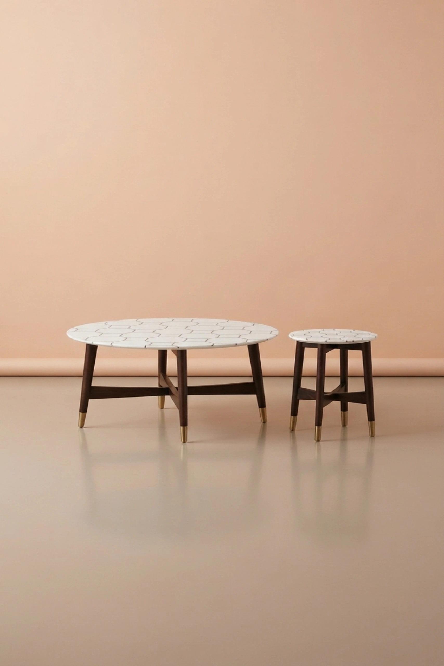 honeycomb-brass-inlay-white-marble-coffee-table-brass-furniture-center-table-coffee-table-furniture-table-marble-furniture-marble-top-furniture-metal-furnit-03.webp