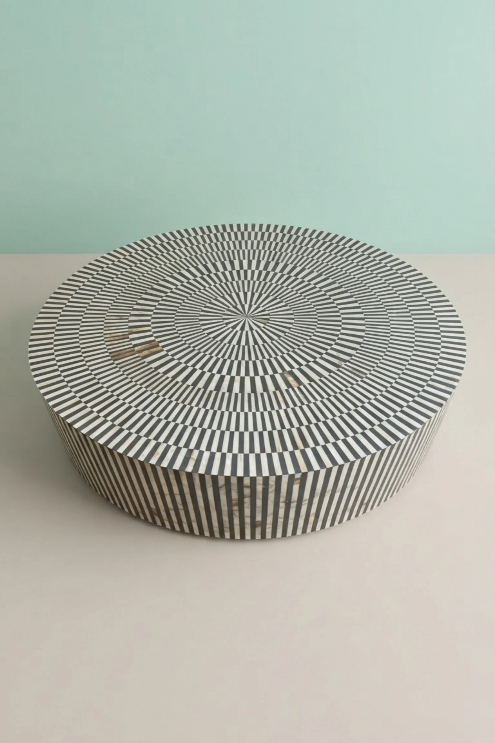 mop-inlay-illusion-stripe-center-table-grey-furniture-table-grey-furniture-mop-inlay-furniture-mother-of-pearl-inlay-striped-design-stripe-pattern-02.webp