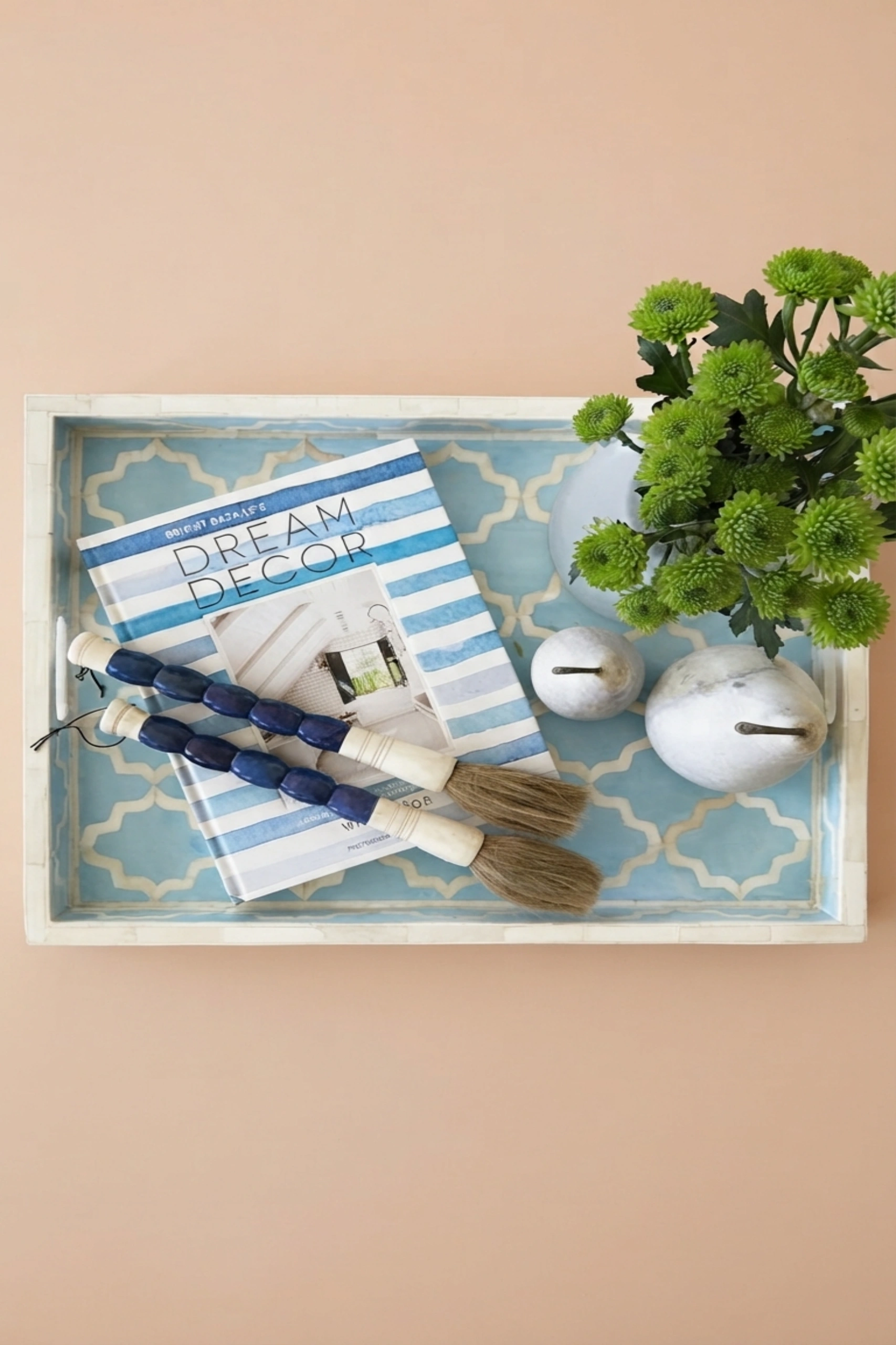 quatrefoil-bone-inlay-tray-ice-blue-blue-furniture-bone-inlay-furniture-decorative-tray-handmade-bone-inlay-03.webp
