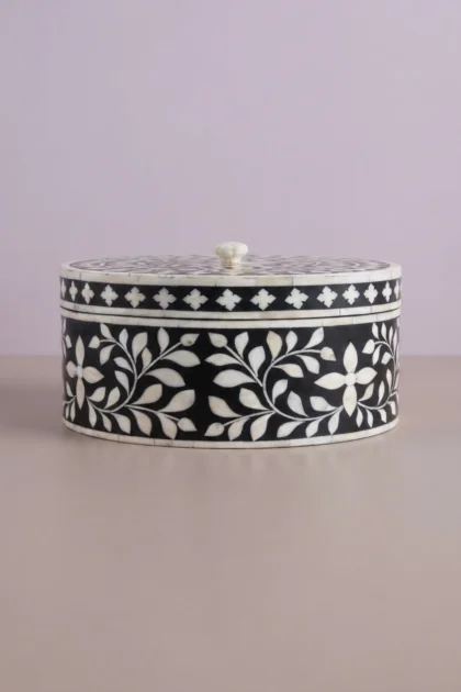 Round Bone Inlay Floral Box Black, buy round bone inlay floral, luxury round bone inlay floral, handcrafted round bone inlay floral, handmade round bone inlay floral, round bone inlay floral onlineround-bone-inlay-floral-box-black-black-furniture-bone-inlay-furniture-box-floral-design-floral-pattern-flower-motif-handmade-bone-inlay-jewelry-box-ornamental-box-01.webp