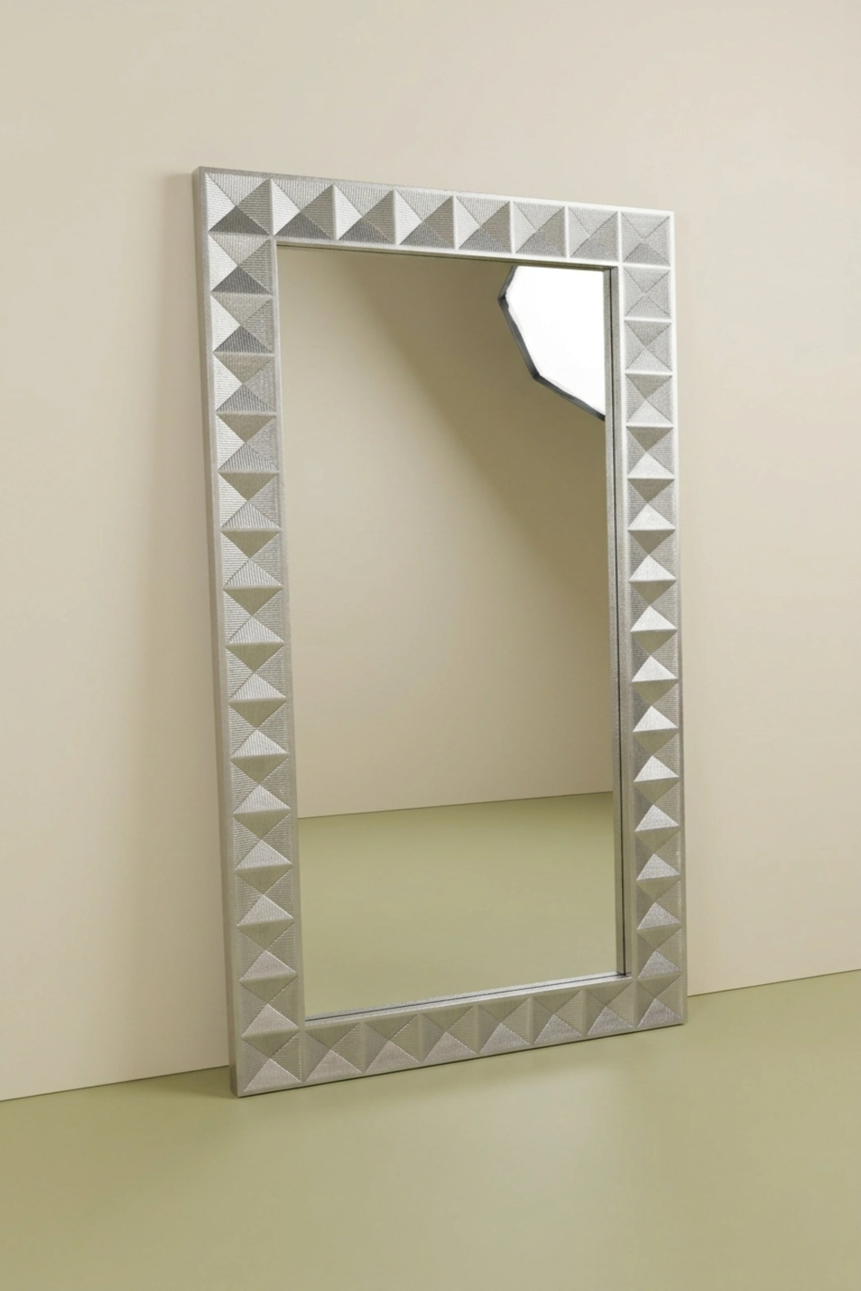 hermes-silver-metal-embossed-floor-mirror-decorative-mirror-metal-furniture-silver-finish-silver-furniture-wall-mirror-white-metal-furniture-02.webp