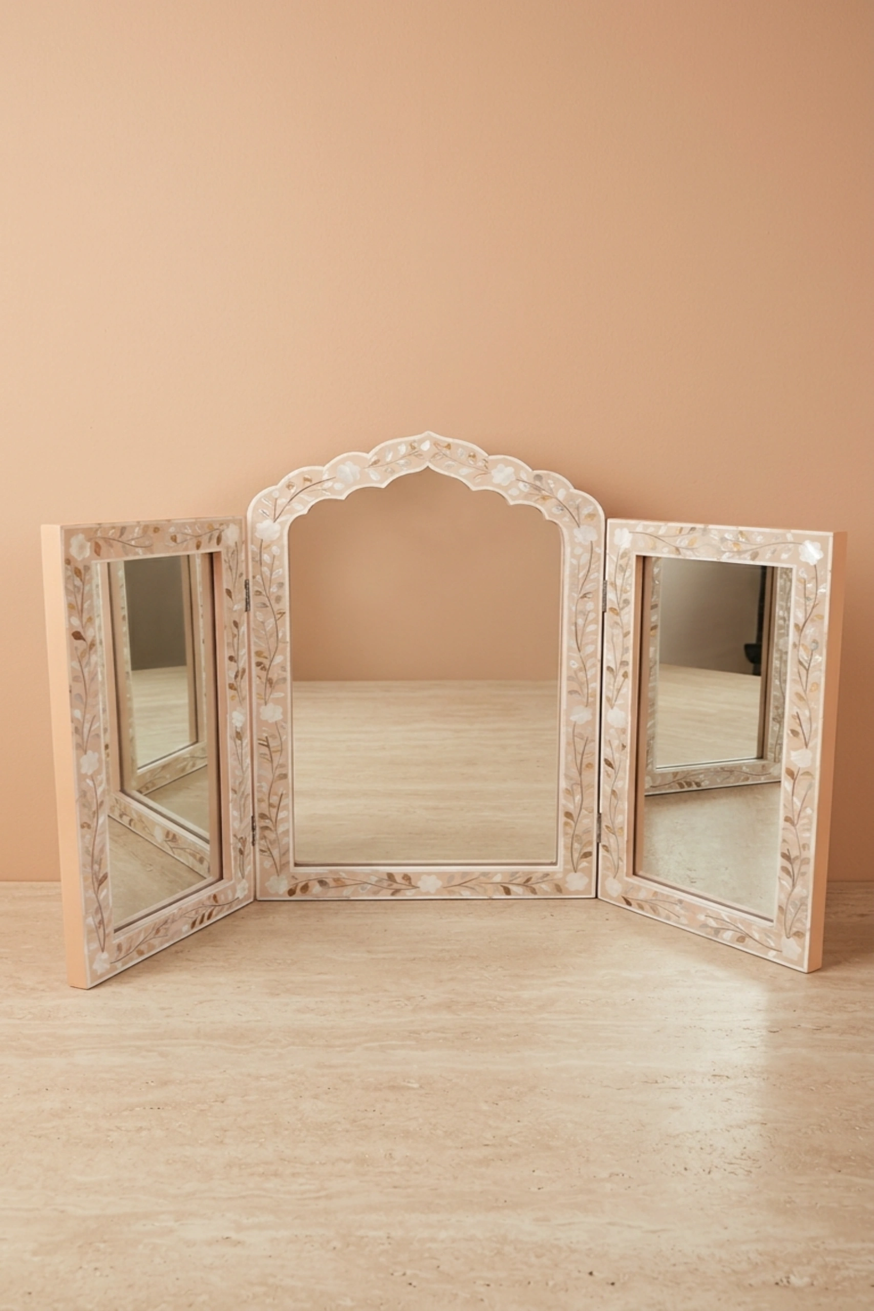 mop-inlay-floral-vanity-set-lavender-secret-mother-of-pearl-inlay-cabinet-chest-of-drawers-floral-design-floral-pattern-flower-05.webp