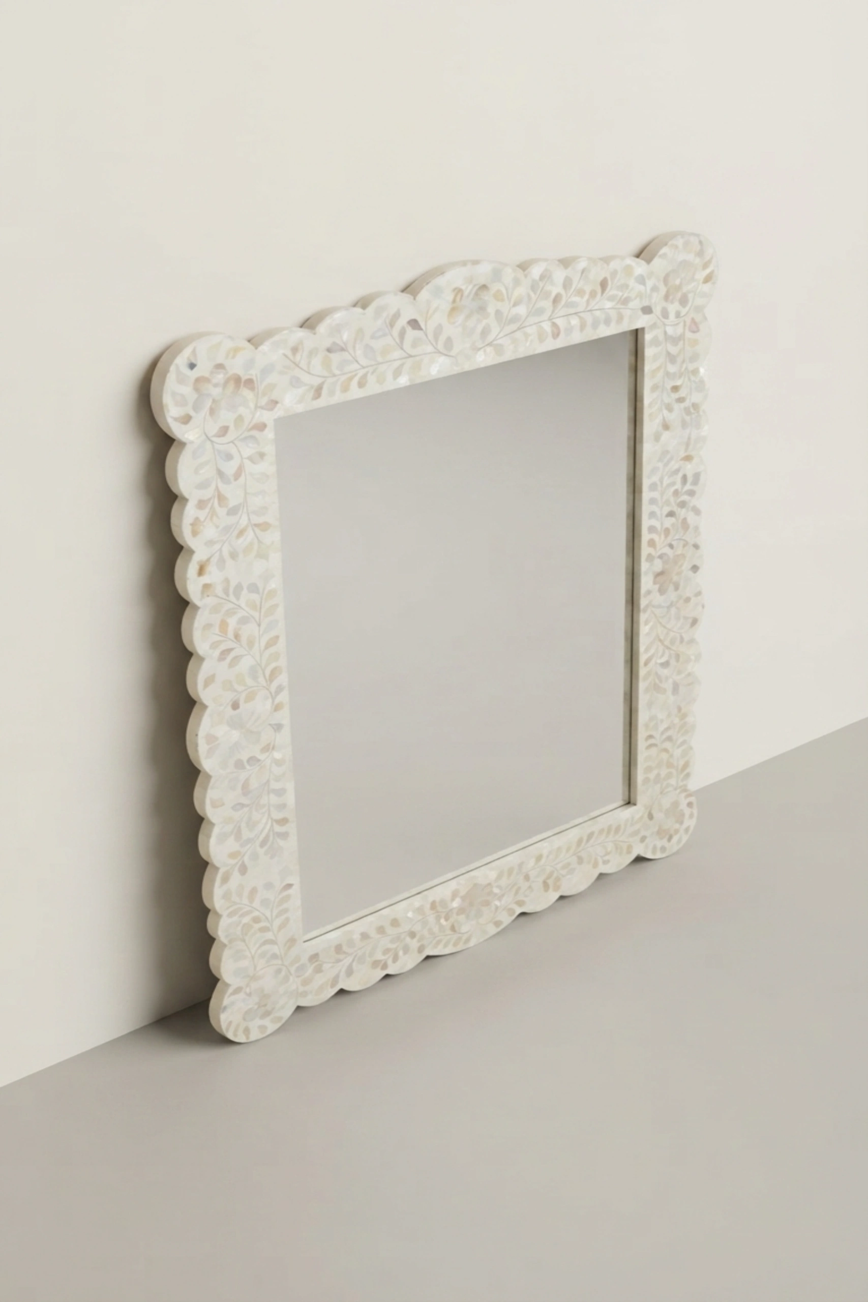 mother-of-pearl-inlay-scalloped-mirror-white-decorative-mirror-mop-inlay-furniture-mother-of-pearl-inlay-wall-mirror-white-furniture-02.webp
