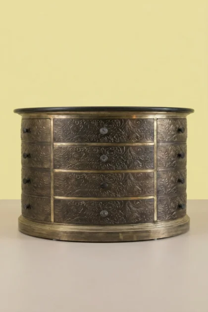 Antique Brass Chest Of Drawer With Black Granite Top, buy antique brass chest drawer, luxury antique brass chest drawer, handcrafted antique brass chest drawer, handmade antique brass chest drawerantique-brass-chest-of-drawer-with-black-granite-top-black-furniture-brass-furniture-chest-of-drawers-drawers-cabinet-metal-furniture-storage-furniture-01.webp