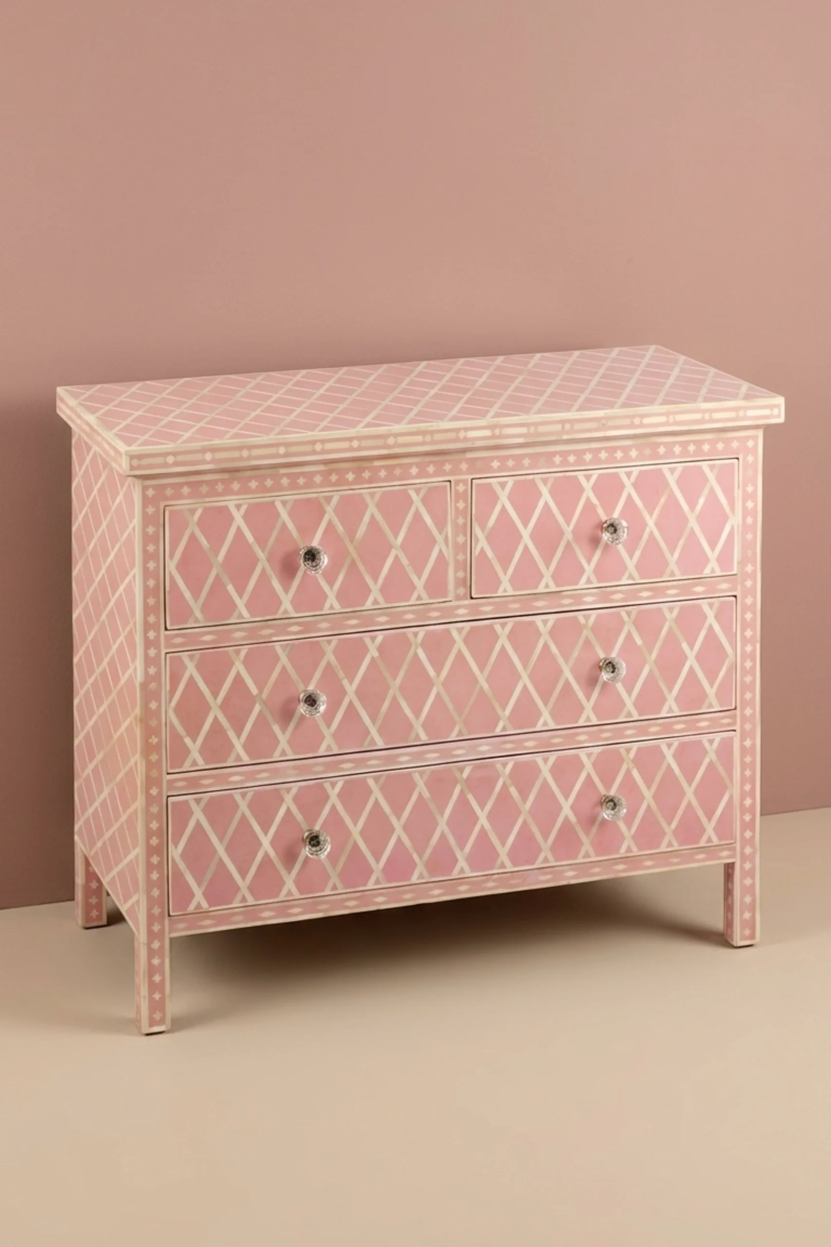 bone-inlay-chest-of-four-drawer-diamond-pink-bone-inlay-furniture-chest-of-drawers-diamond-pattern-drawers-cabinet-handmade-bone-inlay-pink-furniture-storage-furnitu-02.webp