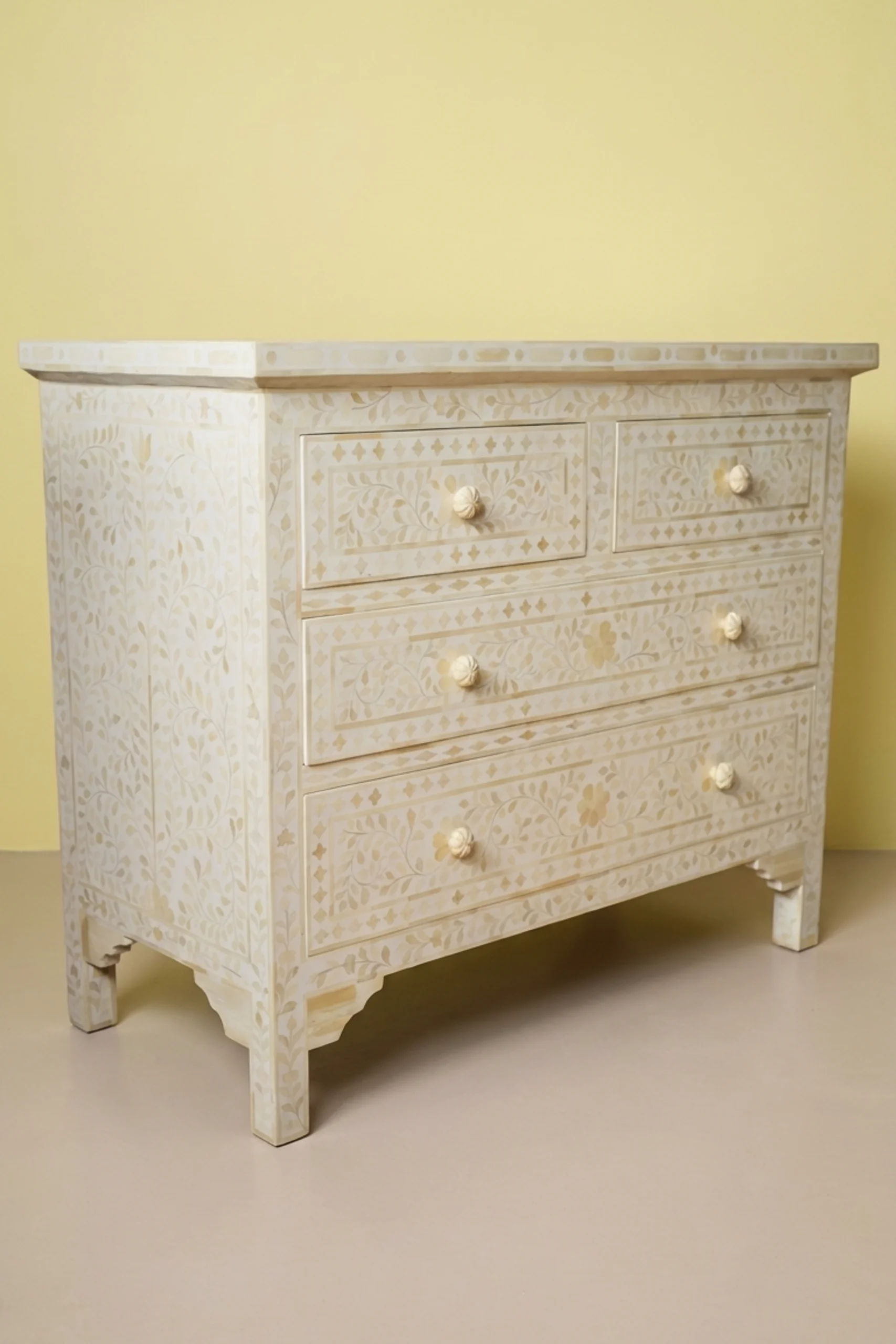 bone-inlay-floral-chest-of-4-drawer-white-bone-inlay-furniture-chest-of-drawers-drawers-cabinet-floral-design-floral-pattern-flower-motif-handmade-bone-inlay-storage-fu-03.webp