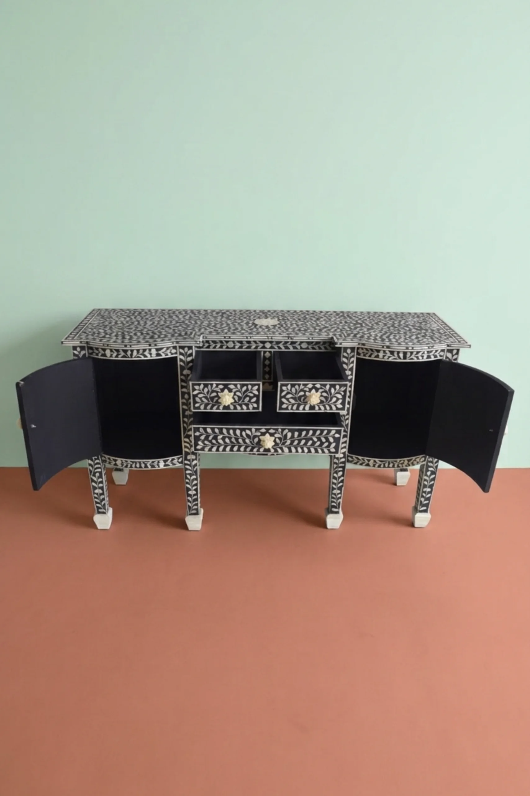 bone-inlay-victorian-buffet-black-black-furniture-bone-inlay-furniture-buffet-cabinet-handmade-bone-inlay-sideboard-03.webp