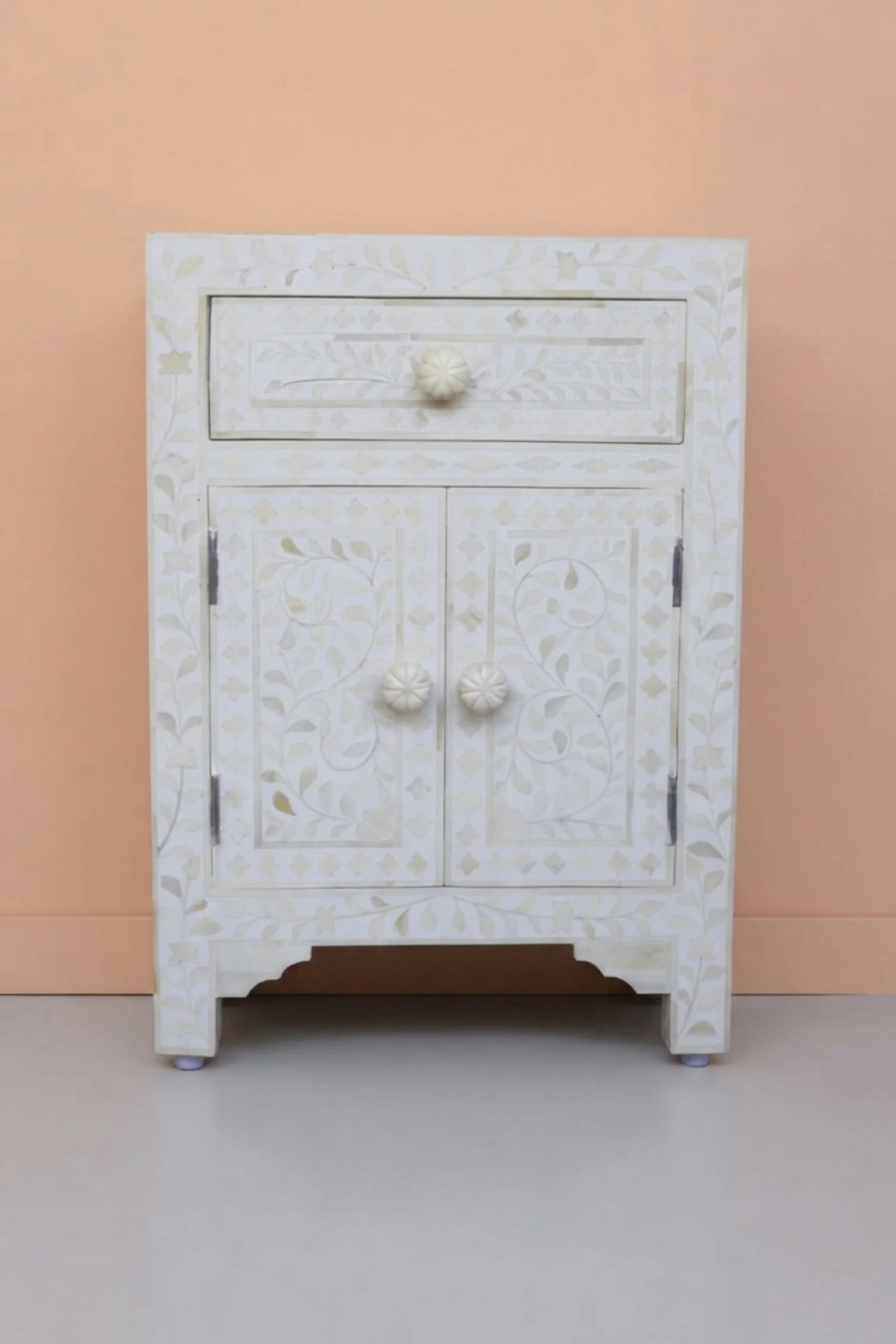 Floral Bone Inlay Bedside White, buy floral bone inlay bedside, luxury floral bone inlay bedside, handcrafted floral bone inlay bedside, handmade floral bone inlay bedside, floral bone inlay giftfloral-bone-inlay-bedside-white-bedside-table-bone-inlay-furniture-floral-design-floral-pattern-flower-motif-handmade-bone-inlay-nightstand-white-furniture-01.webp
