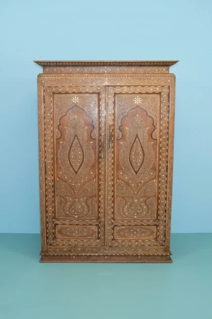 Flower Vintage Anglo Indian Bone Inlay Wardrobe Natural, buy flower vintage anglo indian, luxury flower vintage anglo indian, handcrafted flower vintage anglo indian, flower vintage anglo indian indiaflower-vintage-anglo-indian-bone-inlay-wardrobe-natural-armoire-bone-inlay-furniture-botanical-design-flower-pattern-handmade-bone-inlay-natural-wood-f-01.webp
