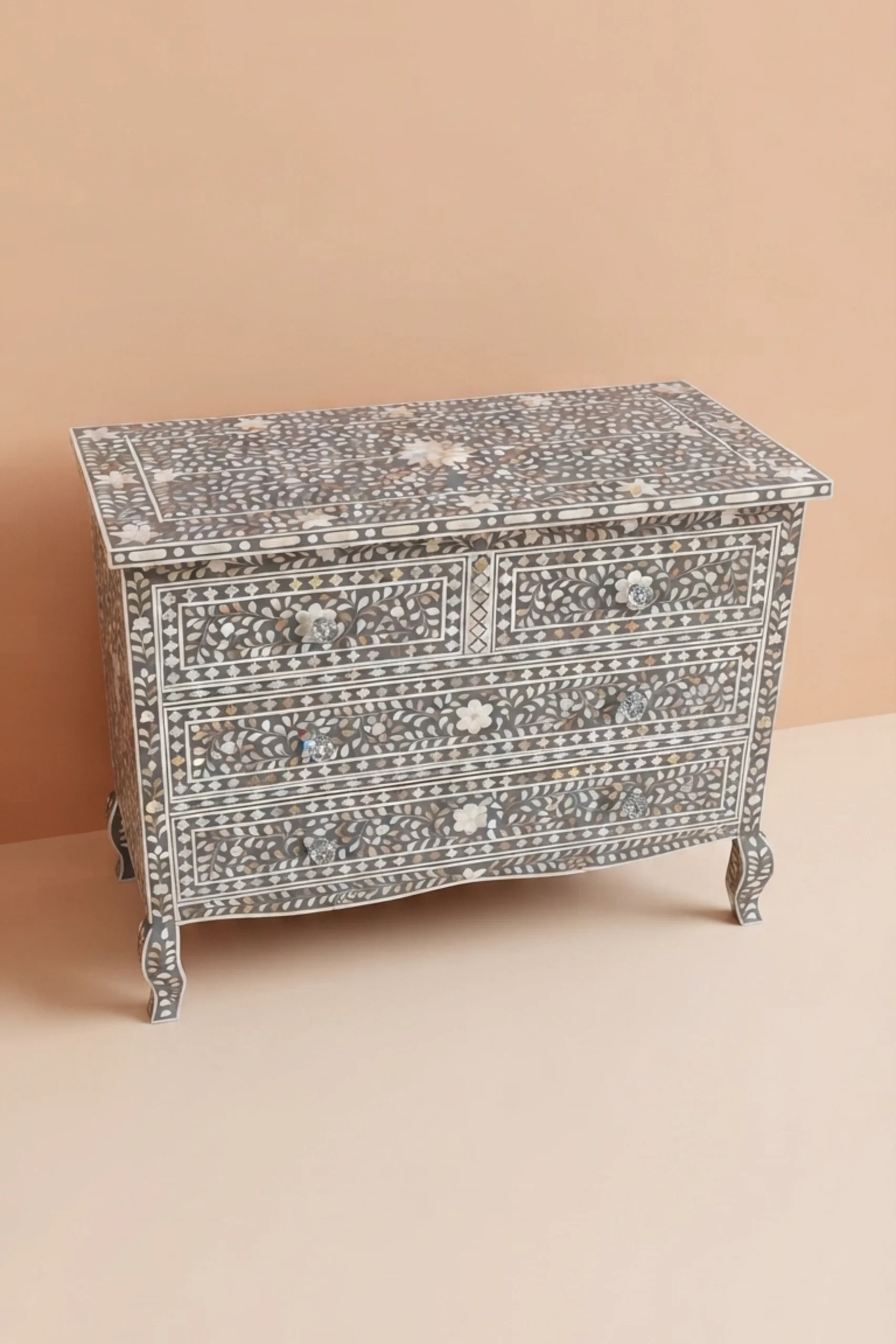 grace-mother-of-pearl-inlay-4-drawer-dresser-grey-bedroom-storage-dresser-grey-furniture-mop-inlay-furniture-mother-of-pearl-inlay-04.webp