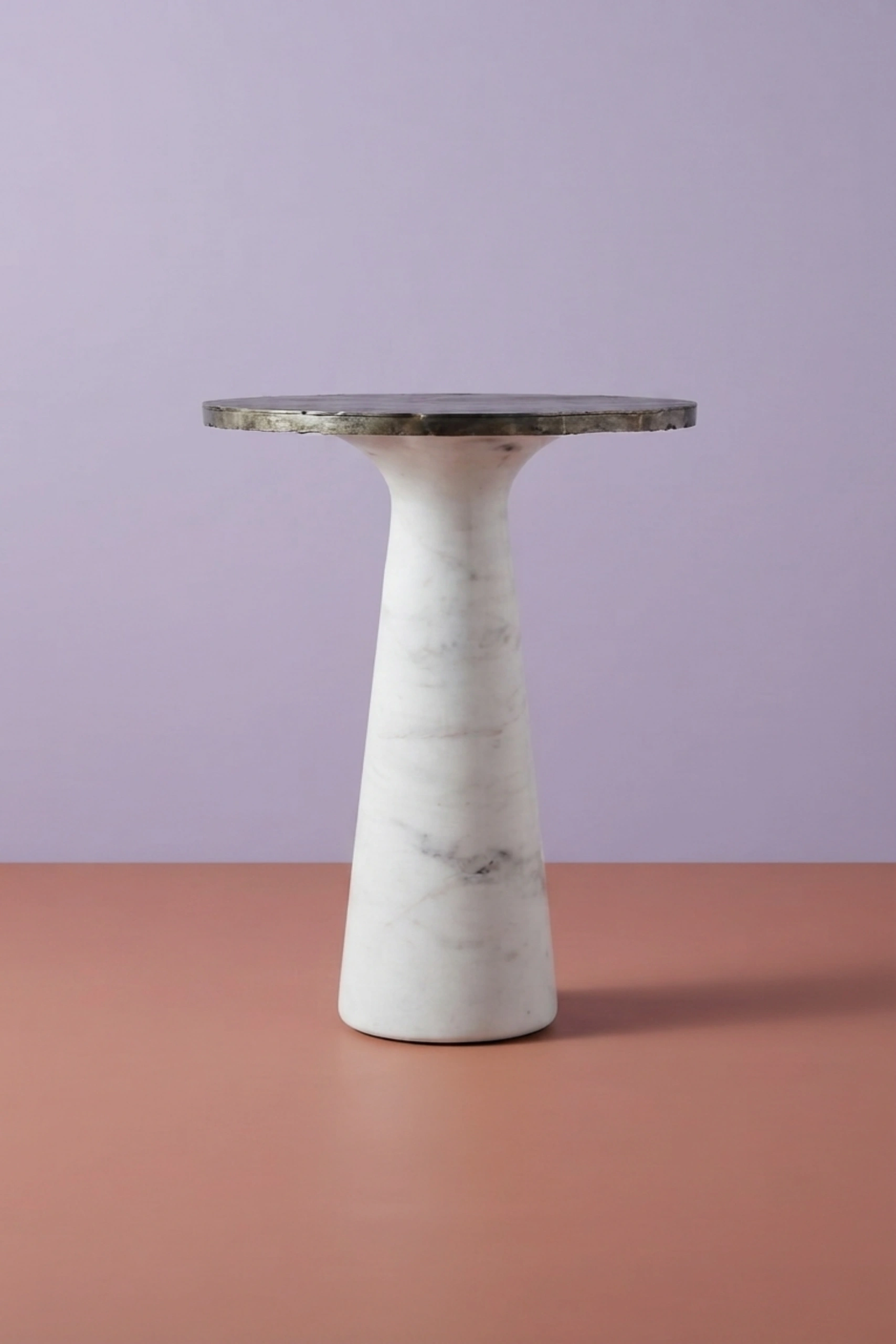 miami-round-marble-accent-table-with-pyrite-top-furniture-table-marble-furniture-marble-top-furniture-02.webp