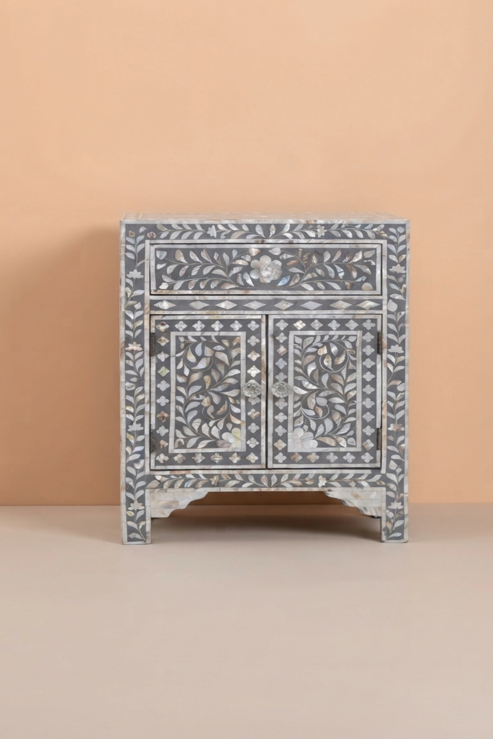 mop-floral-1-drawer-2-door-bedside-table-grey-bedside-table-floral-design-floral-pattern-flower-motif-furniture-table-grey-furniture-mop-inlay-furniture-mother-o-02.webp