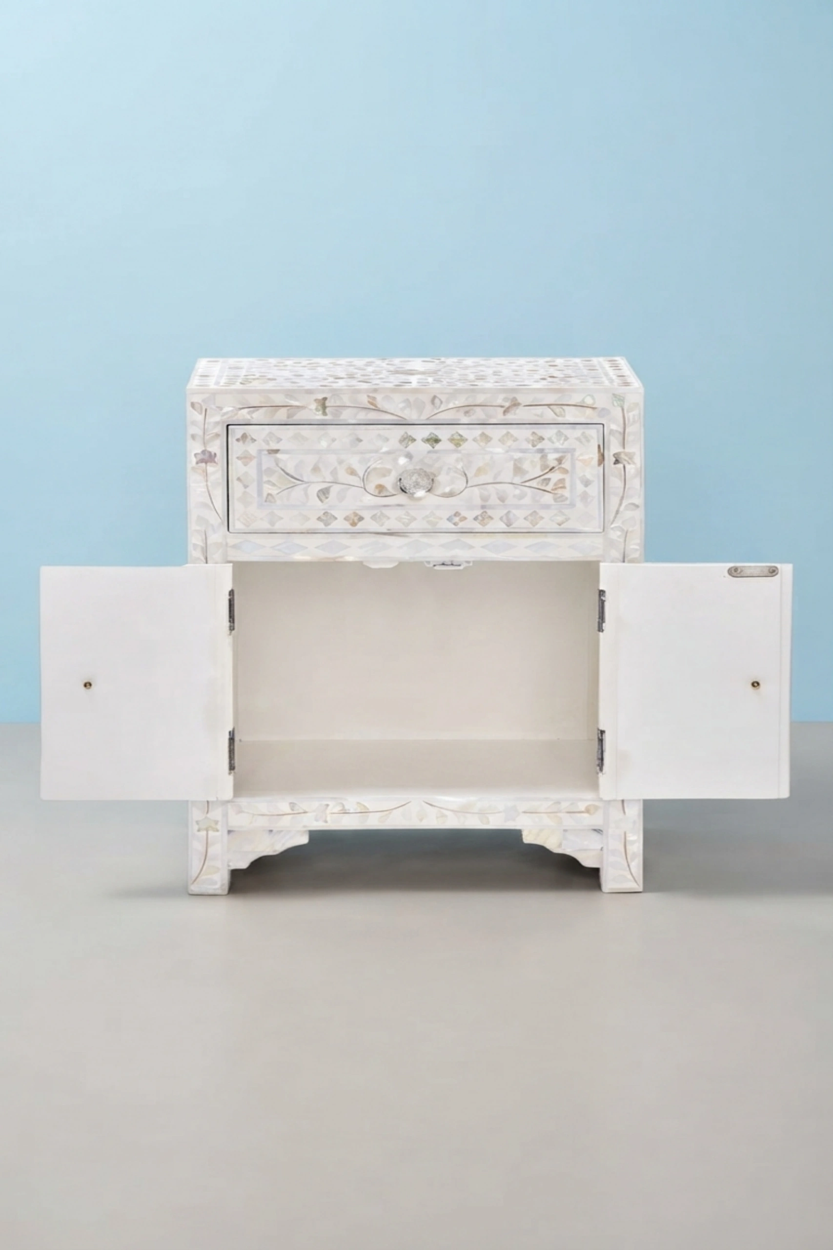 mop-floral-1-drawer-2-door-bedside-table-white-bedside-table-floral-design-floral-pattern-flower-motif-furniture-table-mop-inlay-furniture-mother-of-pearl-inlay-04.webp