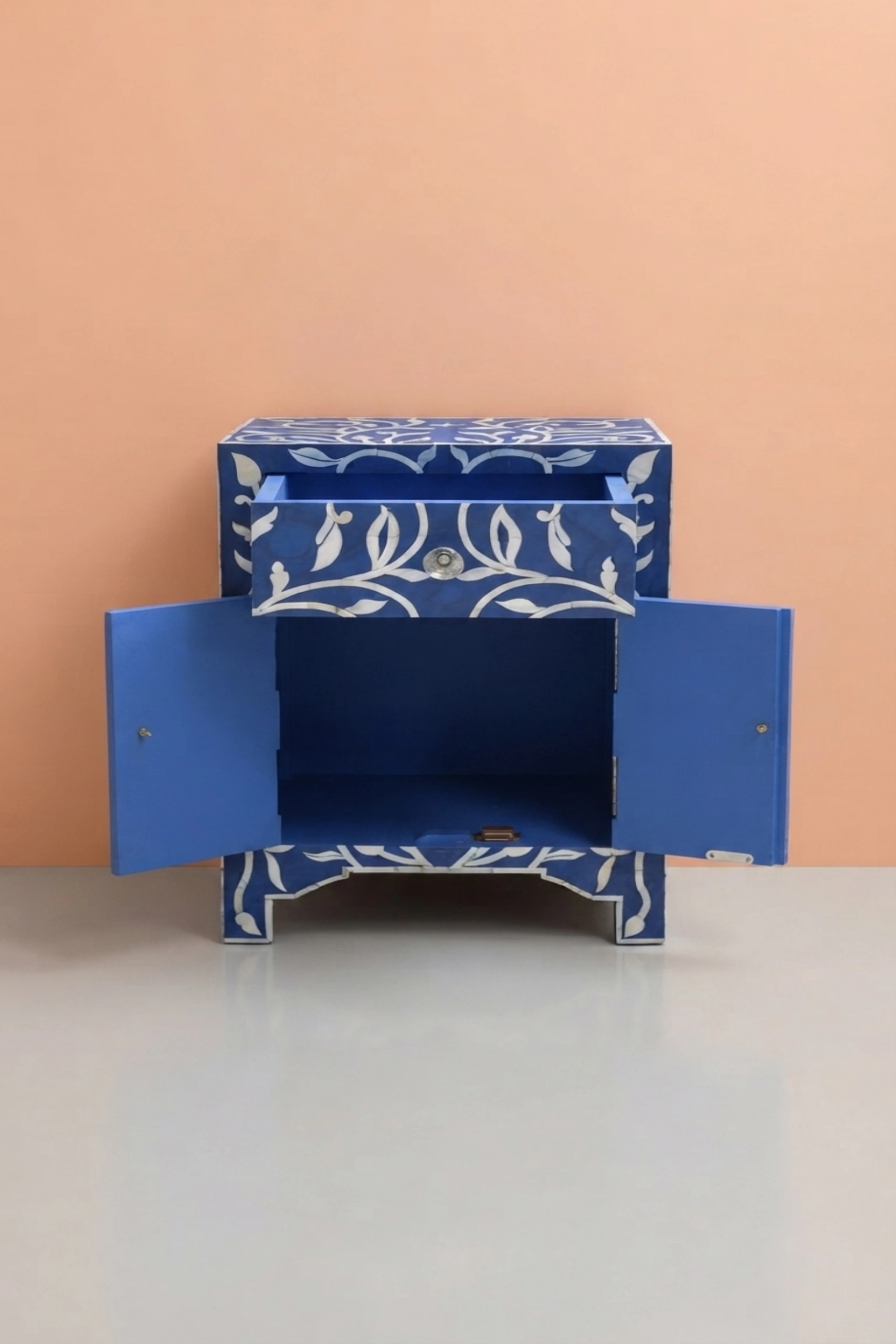 mother-of-pearl-inlay-1-drawer-2-door-lily-design-bedside-dark-blue-bedside-table-blue-furniture-mop-inlay-furniture-mother-of-pearl-inlay-04.webp