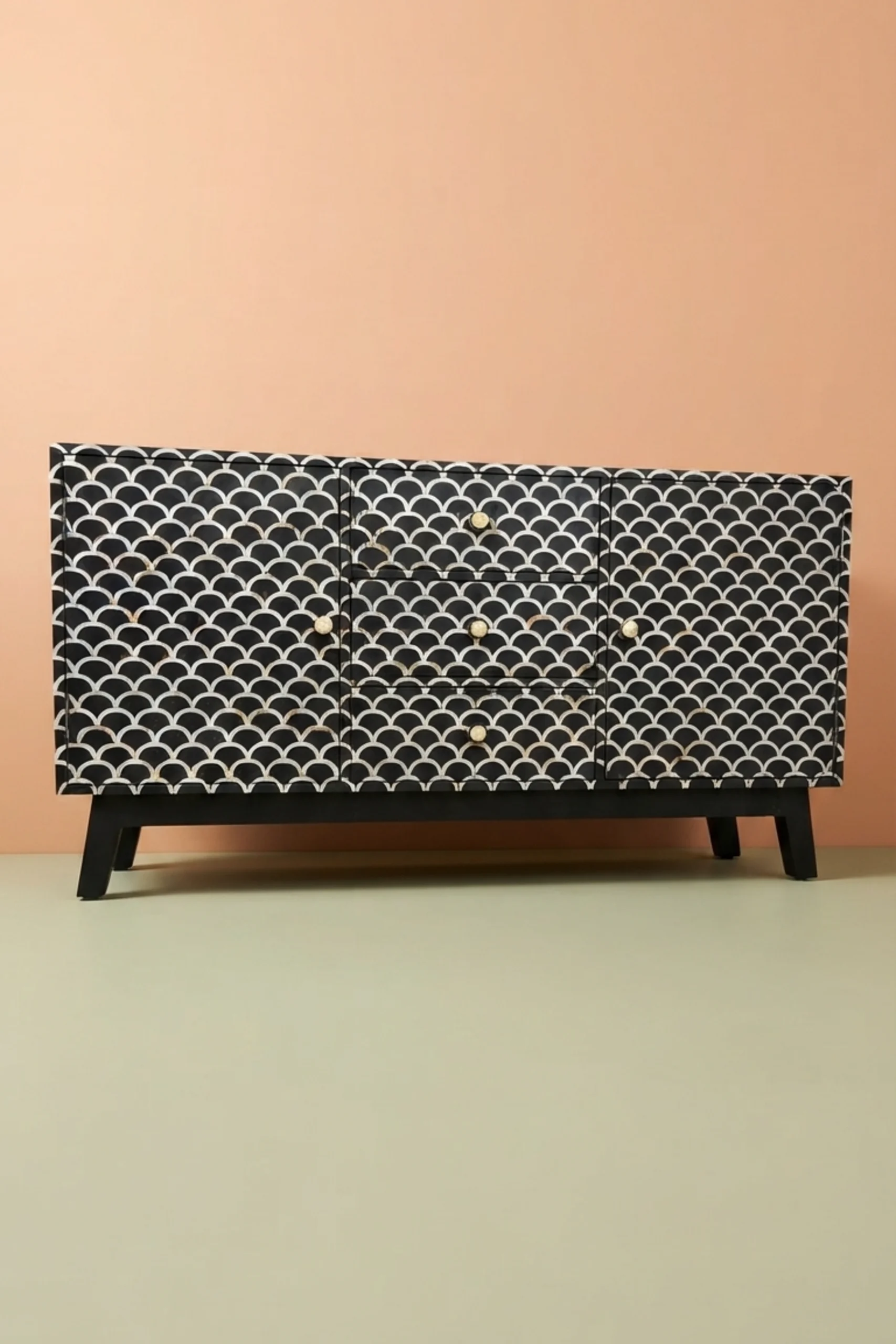 mother-of-pearl-inlay-fish-scale-cabinet-black-black-furniture-chest-of-drawers-mop-inlay-furniture-mother-of-pearl-inlay-storage-cabinet-04.webp