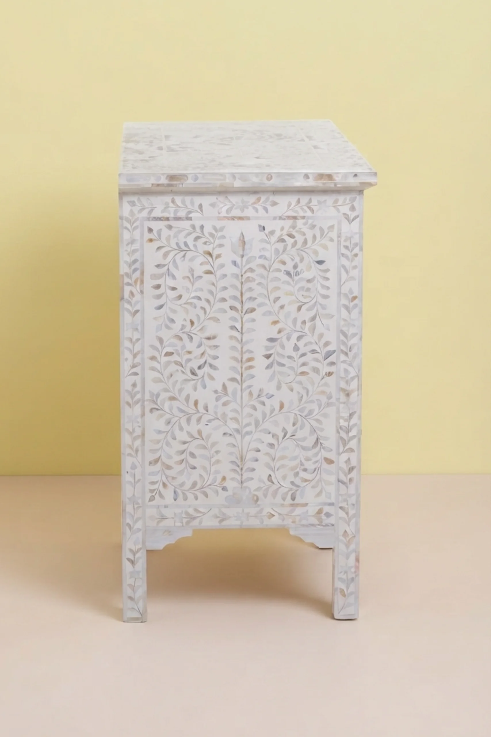 mother-of-pearl-inlay-floral-chest-of-four-drawer-white-white-mother-of-pearl-chest-of-drawers-chest-of-drawers-dra-02.webp