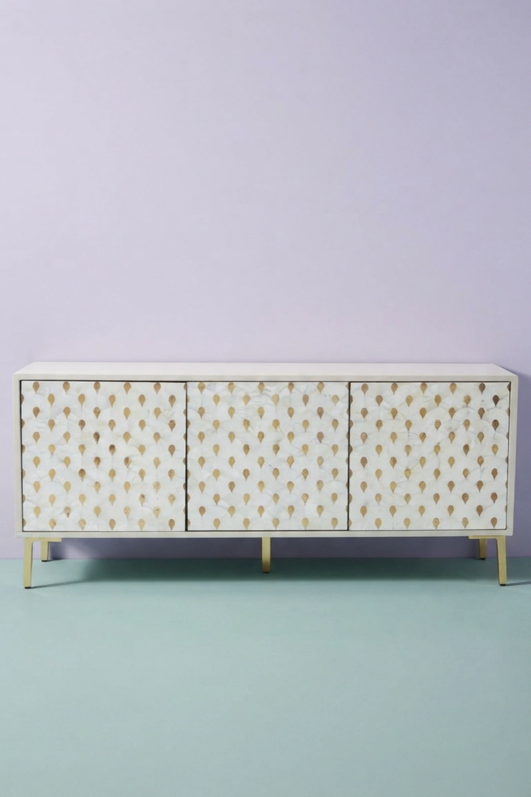 perla-mother-of-pearl-inlay-buffet-white-buffet-cabinet-mop-inlay-furniture-mother-of-pearl-inlay-sideboard-white-furniture-01.webp