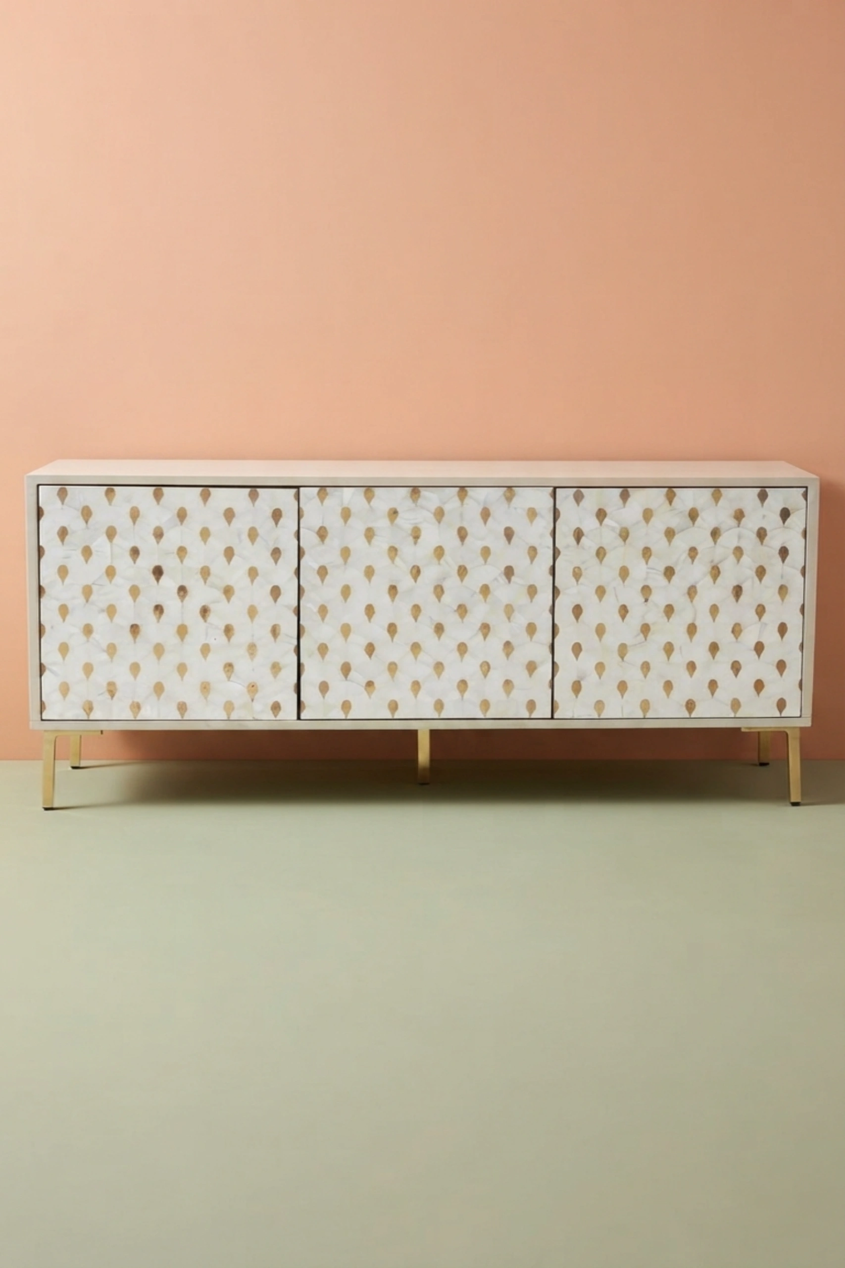 perla-mother-of-pearl-inlay-buffet-white-buffet-cabinet-mop-inlay-furniture-mother-of-pearl-inlay-sideboard-white-furniture-03.webp