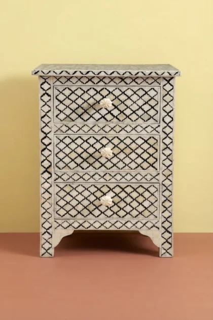 Quatrefoil Bone Inlay 3 Drawer Nightstand Black, buy quatrefoil bone inlay drawer, luxury quatrefoil bone inlay drawer, handcrafted quatrefoil bone inlay drawer, handmade quatrefoil bone inlay drawerquatrefoil-bone-inlay-3-drawer-nightstand-black-bedside-table-black-furniture-bone-inlay-furniture-handmade-bone-inlay-nightstand-01.webp