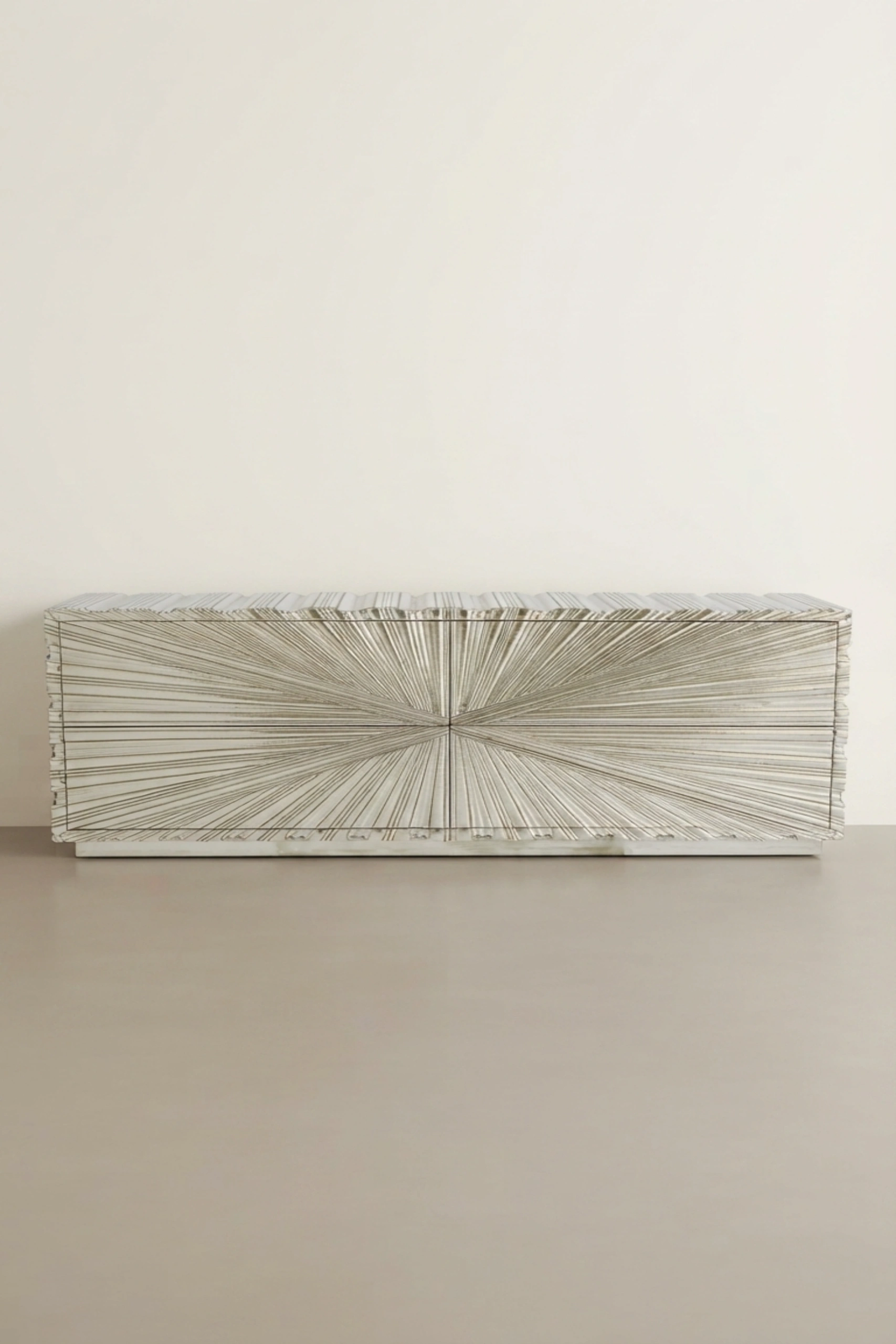 starburst-silver-credenza-metal-furniture-silver-finish-silver-furniture-02.webp