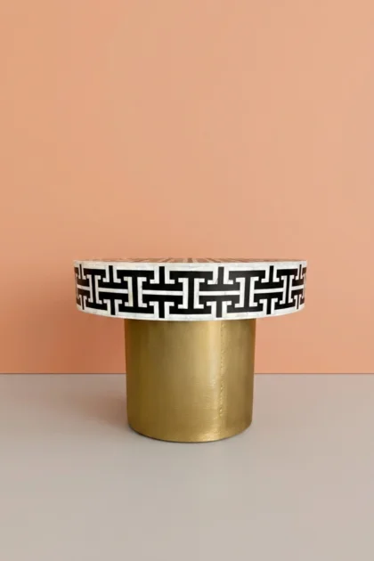 Tetris Mother of Pearl Inlay Side Table Brass Black, buy tetris mother pearl inlay, luxury tetris mother pearl inlay, handcrafted tetris mother pearl inlay, handmade tetris mother pearl inlay, tetristetris-mother-of-pearl-inlay-side-table-brass-black-black-furniture-brass-furniture-furniture-table-metal-furniture-mop-inlay-furniture-mother-of-pearl-inl-01.webp
