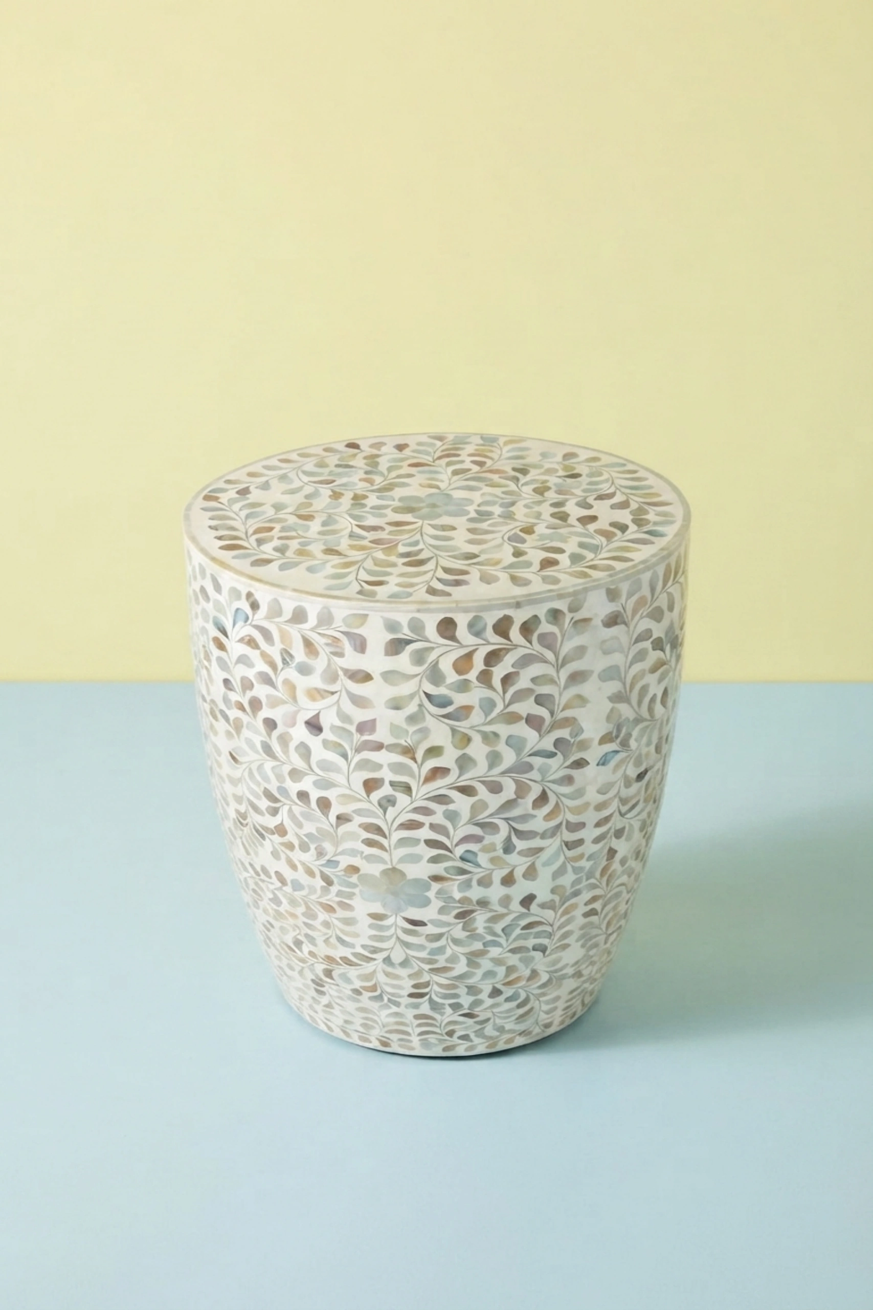 white-mother-of-pearl-inlay-drum-floral-side-table-center-table-drum-table-floral-design-floral-pattern-flower-motif-furniture-table-mop-inlay-furniture-mot-02.webp